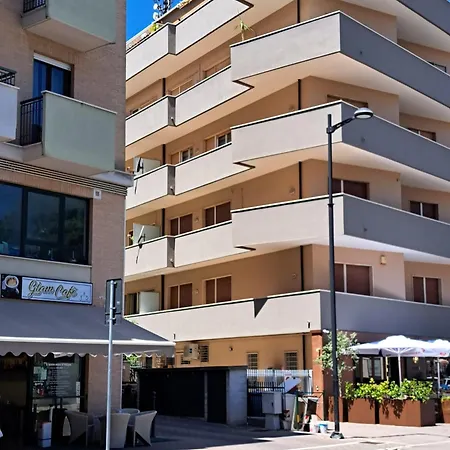 Appartement Vicolo 107 *